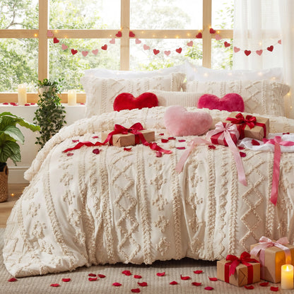 Bedsure Tufted Boho Comforter Set, GentleSoft 3-Piece Shabby Chic Farmhouse Embroidery Bedding, Oversized Jacquard Comforter, All Season Soft Bedding Set