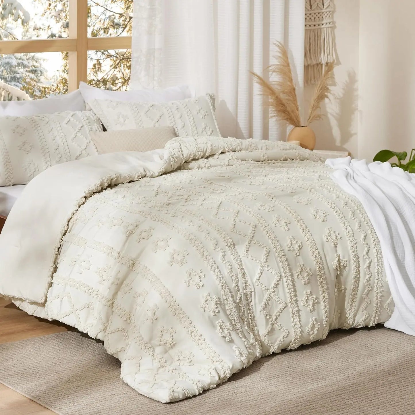 Bedsure Tufted Boho Comforter Set, GentleSoft 3-Piece Shabby Chic Farmhouse Embroidery Bedding, Oversized Jacquard Comforter, All Season Soft Bedding Set