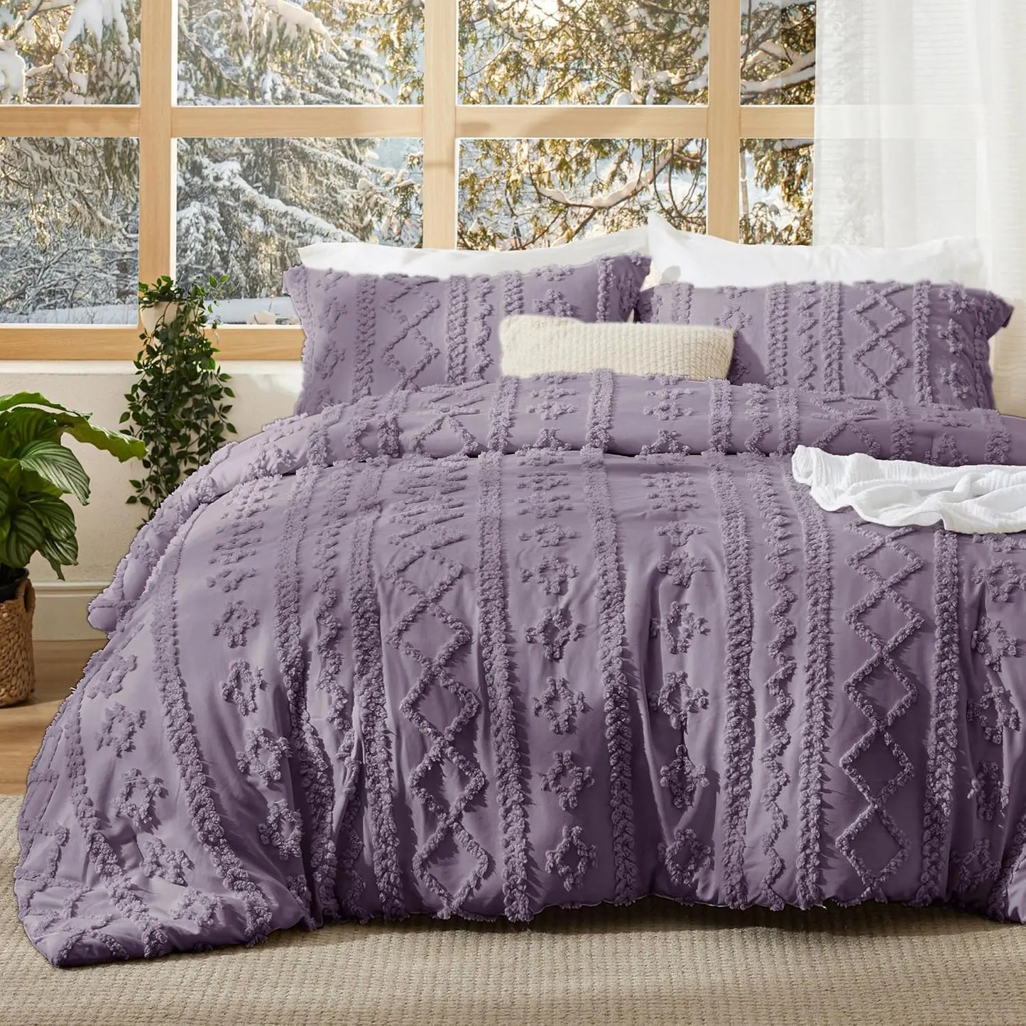 Bedsure Tufted Boho Comforter Set, GentleSoft 3-Piece Shabby Chic Farmhouse Embroidery Bedding, Oversized Jacquard Comforter, All Season Soft Bedding Set