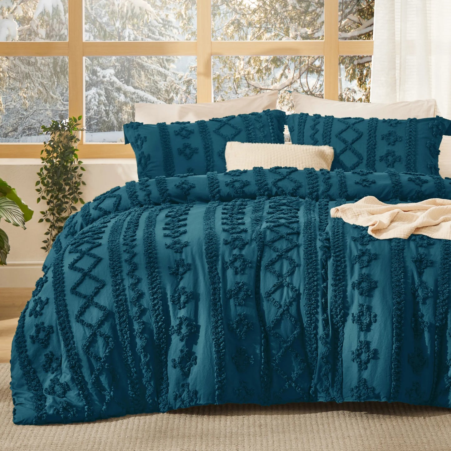 Bedsure Tufted Boho Comforter Set, GentleSoft 3-Piece Shabby Chic Farmhouse Embroidery Bedding, Oversized Jacquard Comforter, All Season Soft Bedding Set