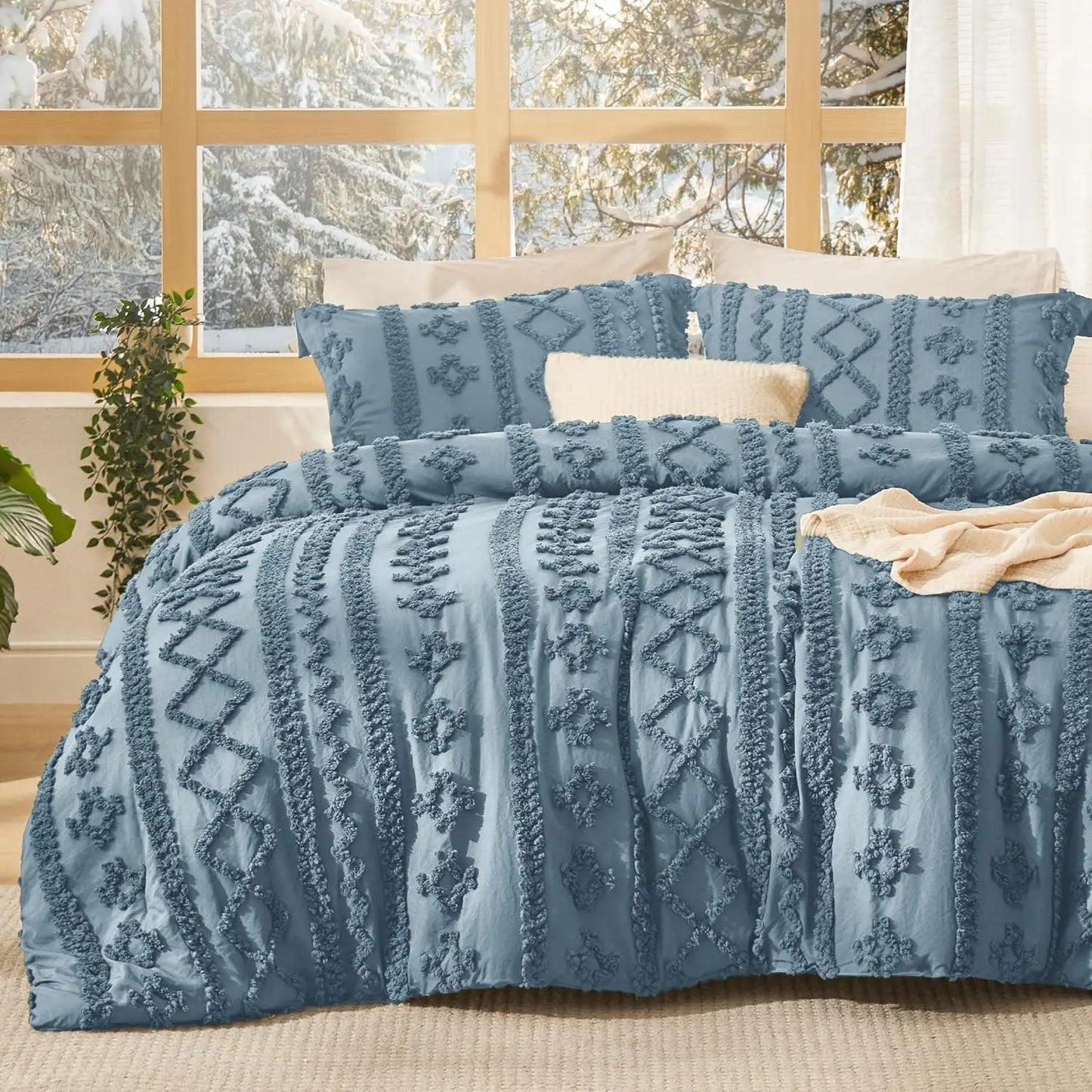 Bedsure Tufted Boho Comforter Set, GentleSoft 3-Piece Shabby Chic Farmhouse Embroidery Bedding, Oversized Jacquard Comforter, All Season Soft Bedding Set