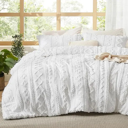 Bedsure Tufted Boho Comforter Set, GentleSoft 3-Piece Shabby Chic Farmhouse Embroidery Bedding, Oversized Jacquard Comforter, All Season Soft Bedding Set